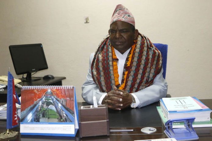 विकास र वातावरणलाई सन्तुलन कायम गर्नुपर्ने