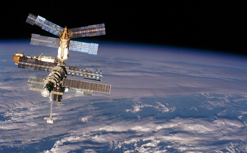 चीनको स्पेस स्टेशन पृथ्वीमा खस्दै