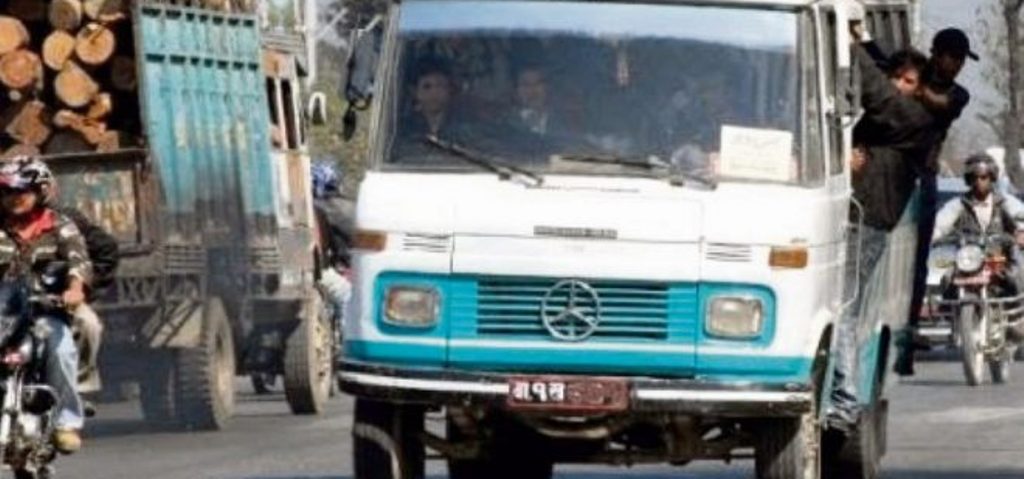 २० वर्ष पुराना तीन सवारी नियन्त्रणमा