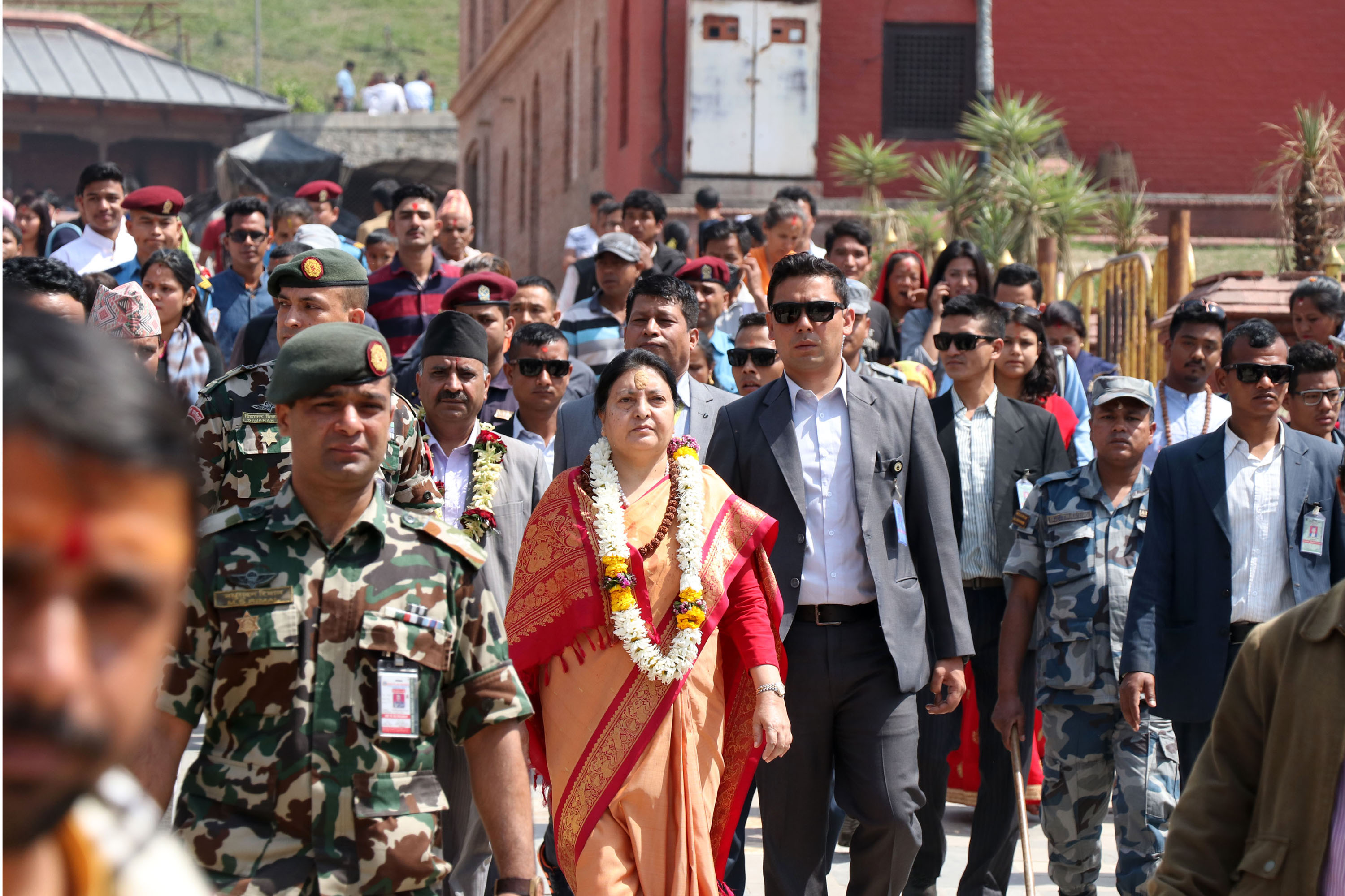 राष्ट्रपतिद्वारा पशुपतिनाथमा विशेष पूजा