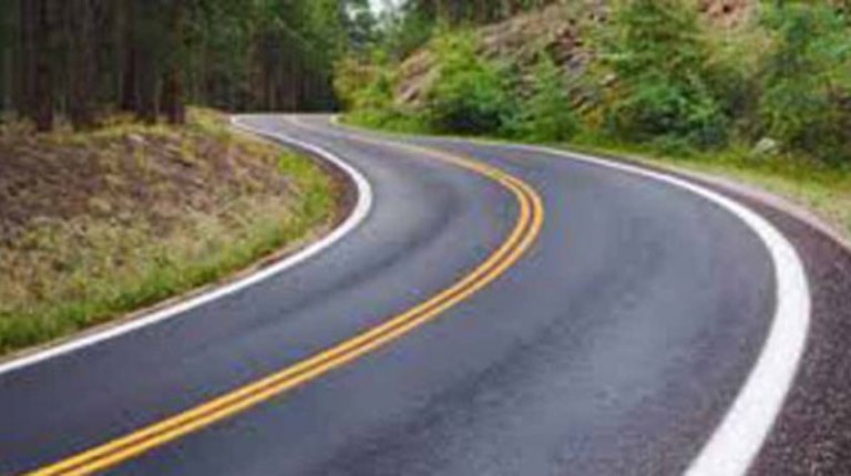 चन्दाबाट दश किलोमिटर सडक निर्माण