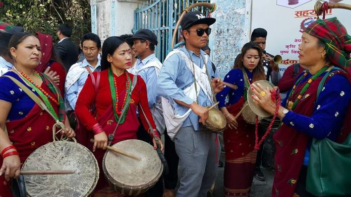 लोकसंस्कृति संरक्षणको लागि महिलाले बजाउँछन नौमती बाजा