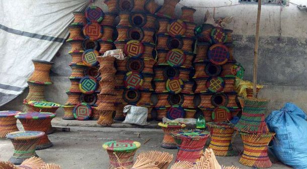 मुढा बनाएर आय आर्जन गर्दै कैदीबन्दी