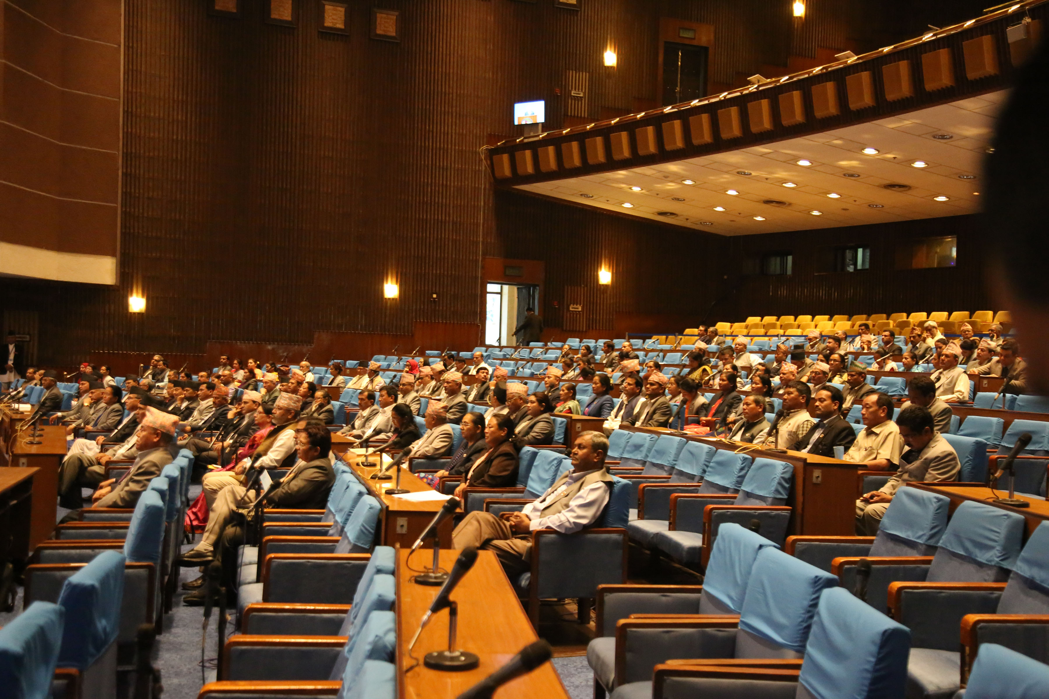 आर्थिक समृद्धिलाई केन्द्रमा राखेर बजेट ल्याउन सरकारलार्इ सुझाव