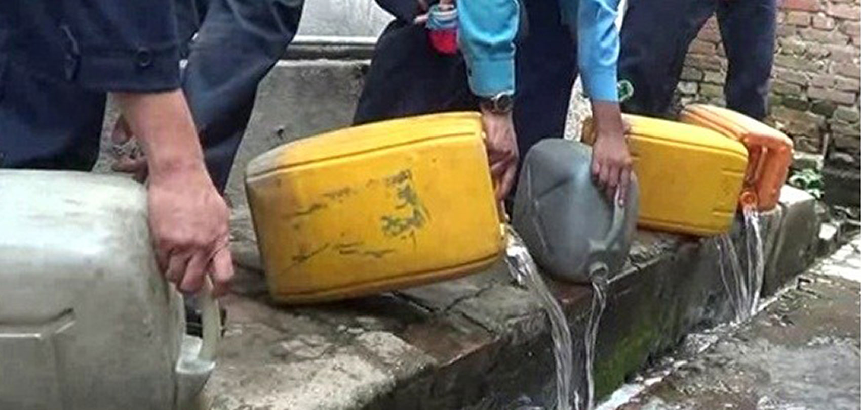 पचास हजार लिटर घरेलु मदिरा नष्ट