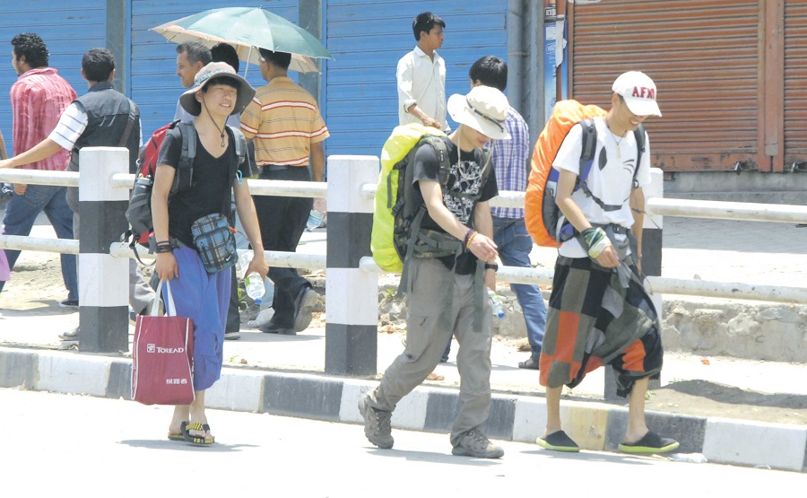 नेपाल आउने विदेशी पर्यटक बढे