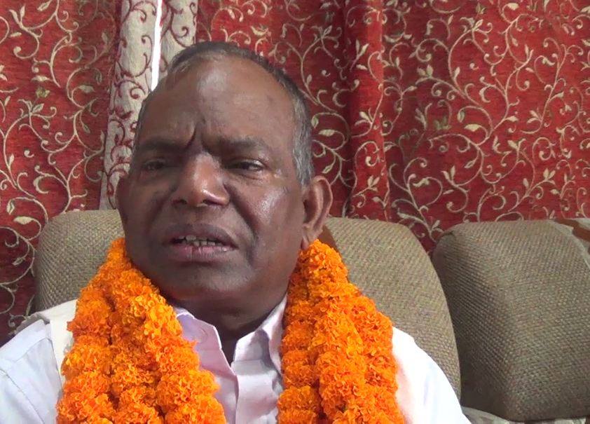 कर्मचारीको एक आधिकारिक ट्रेड यूनियन वाहेक अन्य हटाउने तयारी