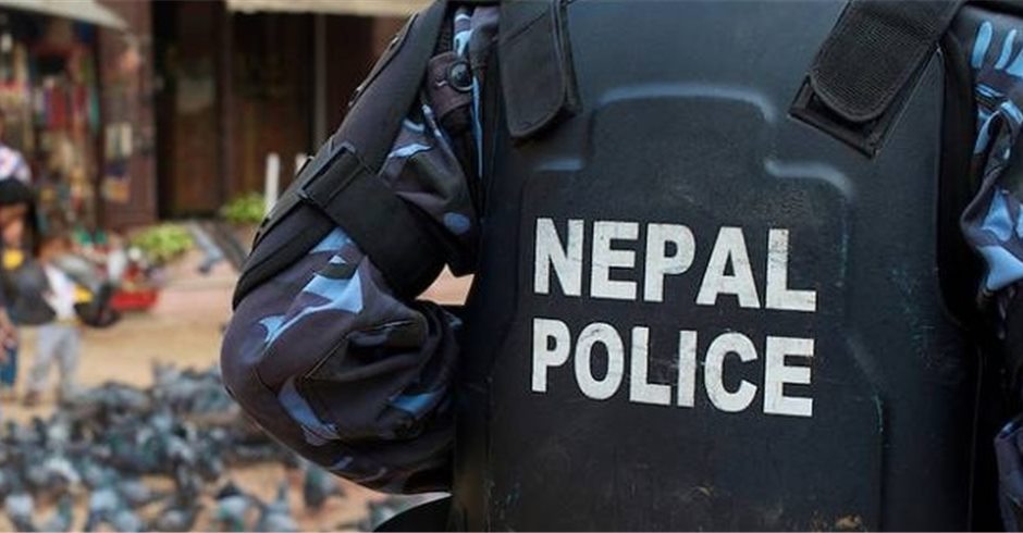 घाइते प्रहरीलाई हेलिकप्टरबाट काठमाडौँ लगियो