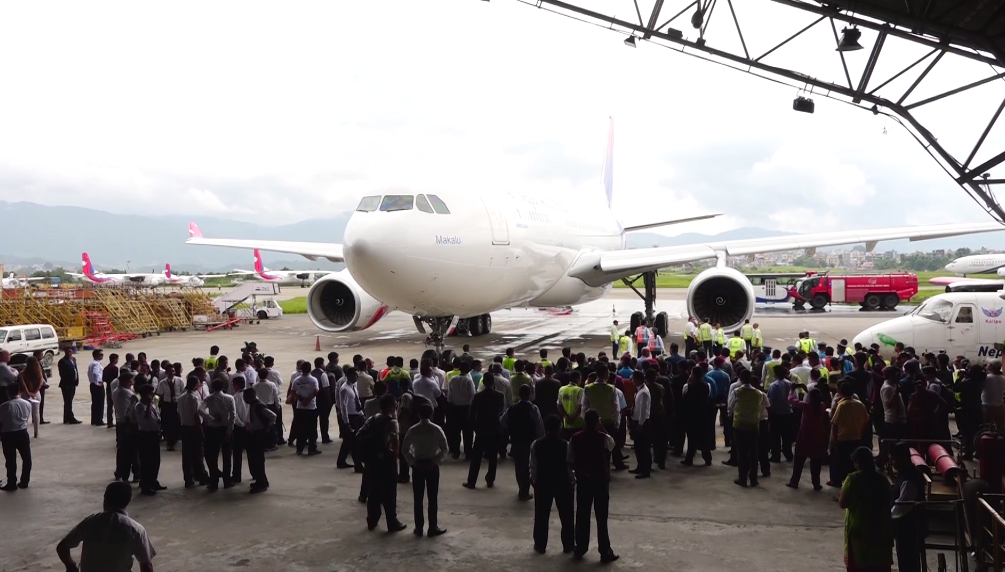 आयो २७४ सिट क्षमताको नेपाल वायु सेवाको मकालु