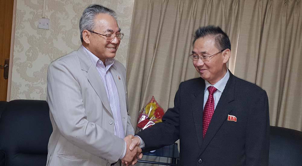 गृहमन्त्री बादल र उत्तर कोरियाली राजदूत भेटवार्ता