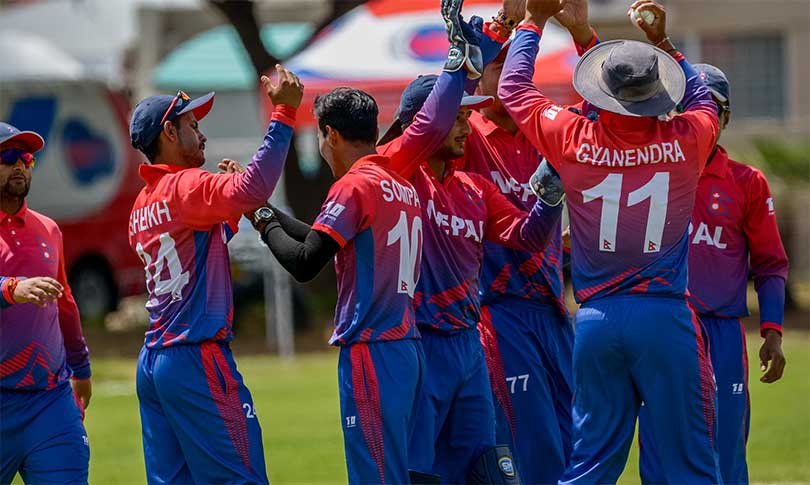 सागर र दिपेन्द्रको विस्फोटक ब्याटिङ् , नेपालले दियो ३२४ रनको लक्ष्य