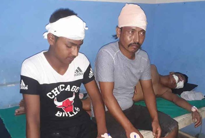 २० भन्दा बढीको समुहद्धारा महोत्तरीको भङ्गाहामा डकैती :पाँच घाइते,१० लाख बढी लुटियो