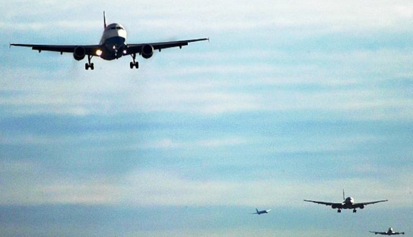 धावनमार्गमा समस्या आएपछि विमान आकाशमै ‘होल्ड’