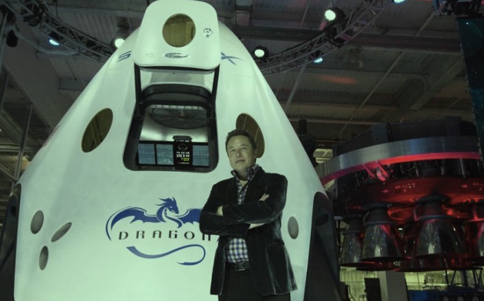 चन्द्रमामा पर्यटक लैजाने स्पेसएक्सको नयाँ योजना