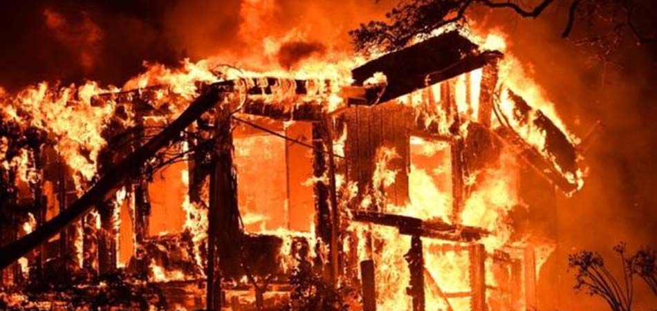 क्यालिफोर्नियाको आगलागीमा परी २५ जनाको मृत्यु