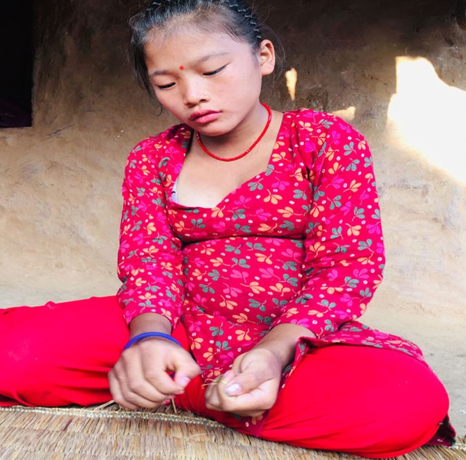 १२ वर्षमै आमा !