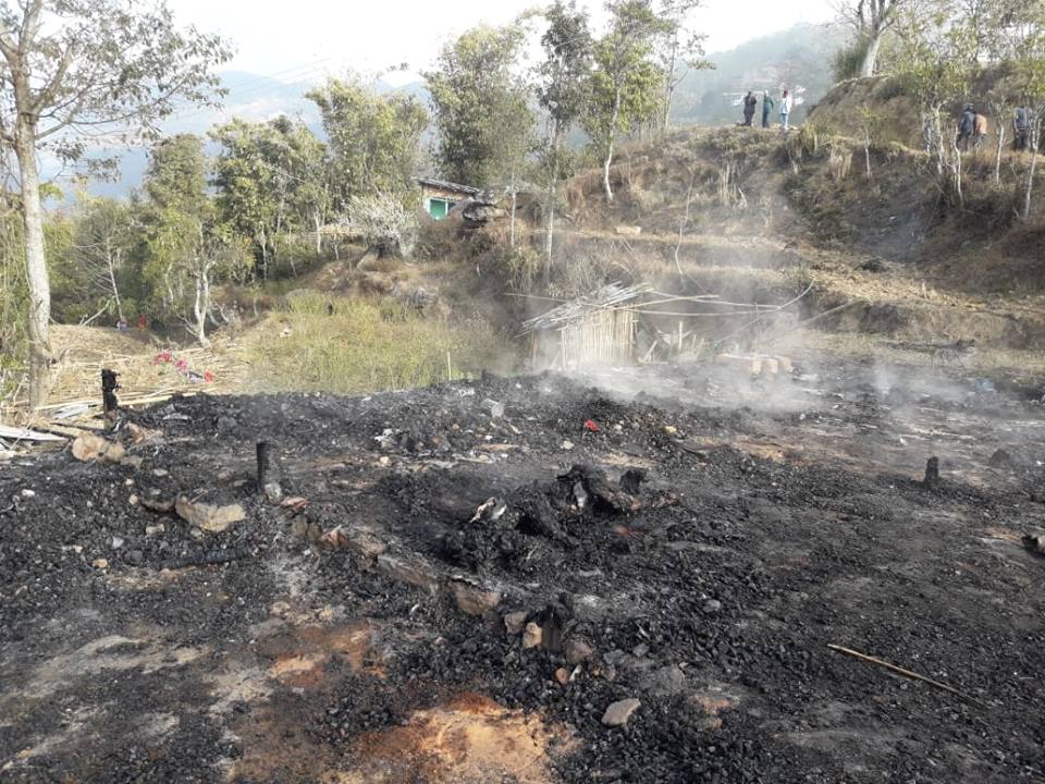 तेह्रथुममा जलेर एक युवतीको मृत्यु