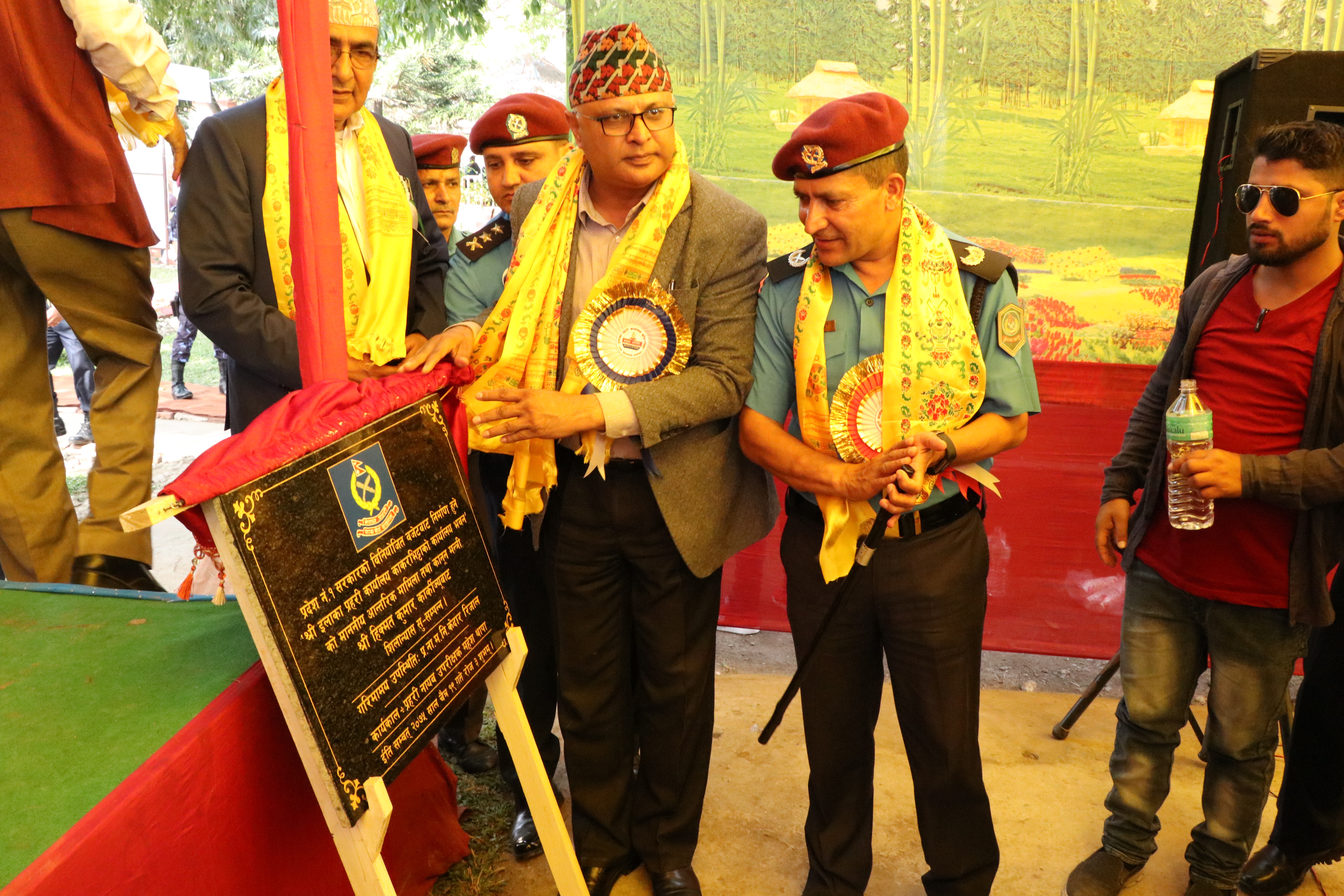 प्रदेश सरकारको बजेटबाट निर्माण हुने प्रहरी कार्यालयको शिलान्यास