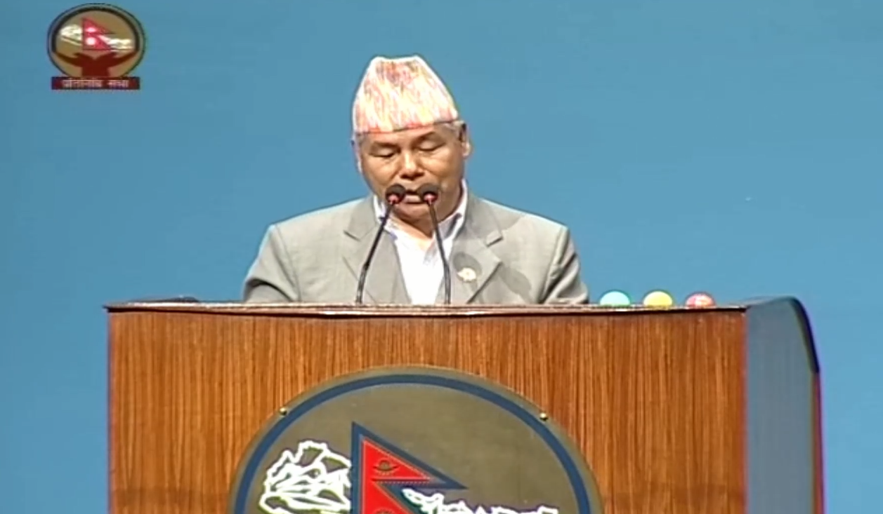 शान्ति प्रक्रियाको मुद्धा उचालेर सरकारको समिकरण बदल्ने खेल : देव गुरुङ