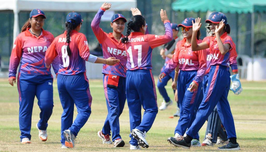 साग महिला क्रिकेटमा ४ टोली मात्रै