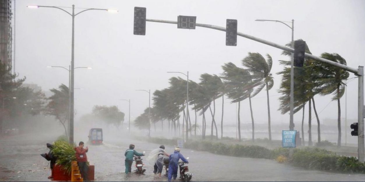 अमेरिकामा आँधीका कारण एघारको मृत्यु, बाह्र सय उडान रद्द