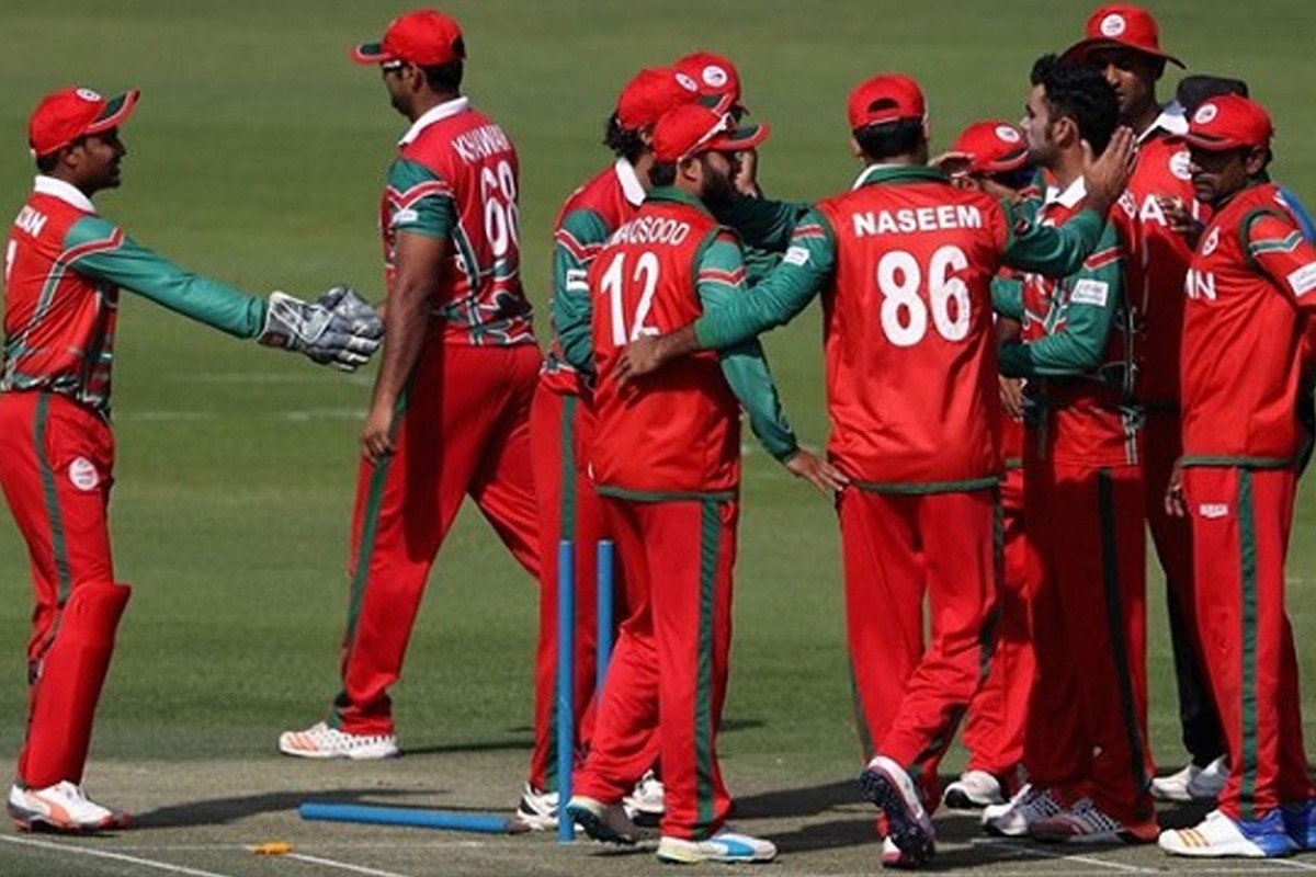 त्रिकोणात्मक सिरिज ओमानले जित्यो