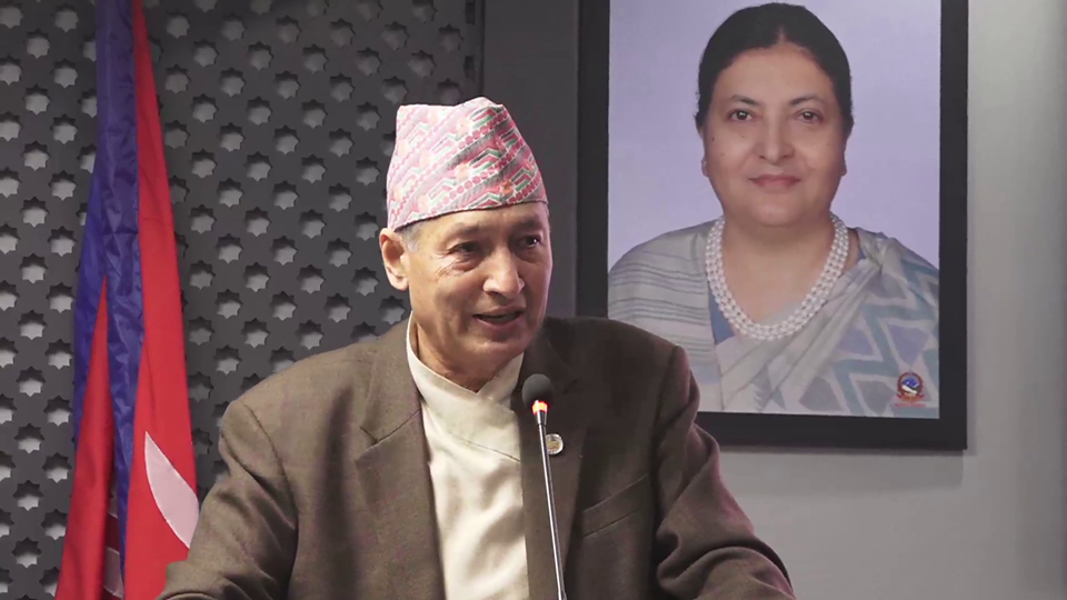 सरकारले पेट्रोल र डिजेलको मूल्यमा विकास करको नाममा ५/५ रुपैयाँ बढायो