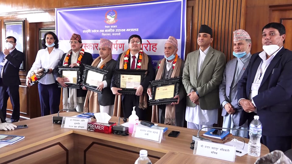 सरकारले श्रष्टालाई सम्झियो, दर्जनौ श्रष्टा तथा व्यक्तित्वहरु सम्मानित