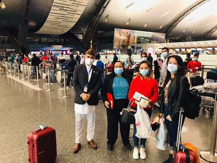 कतारबाट दुई उडानमार्फत २ सय ९५ जना नेपाली फर्किए