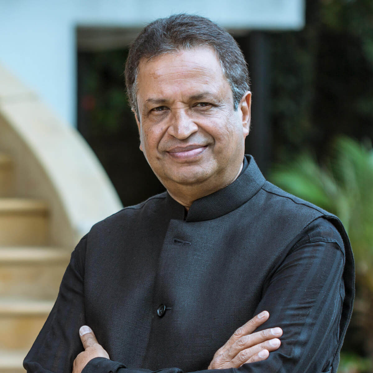 उद्योगी एवम् कांग्रेस सांसद विनोद चौधरीलाई कोरोना संक्रमण