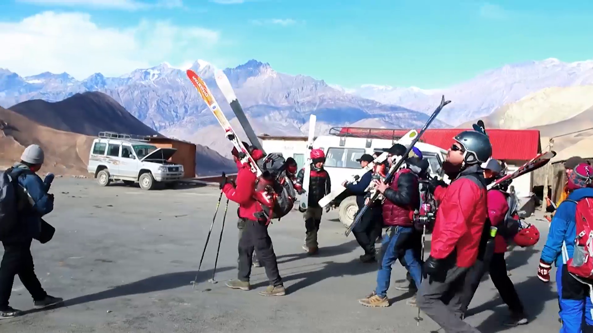 नेपाल घुम्ने इच्छा भएपनि पर्यटकले आँट गरेनन्