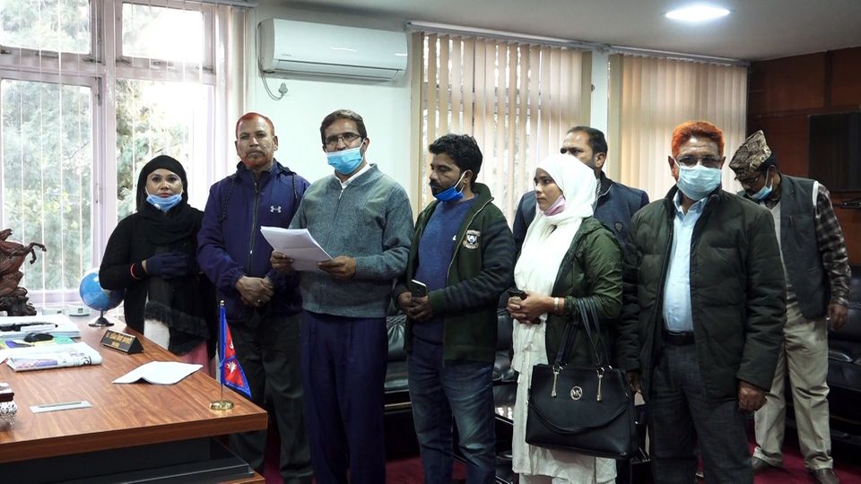 हज समितिमाथि लाग्यो ३ करोड हिनामिनाको आरोप