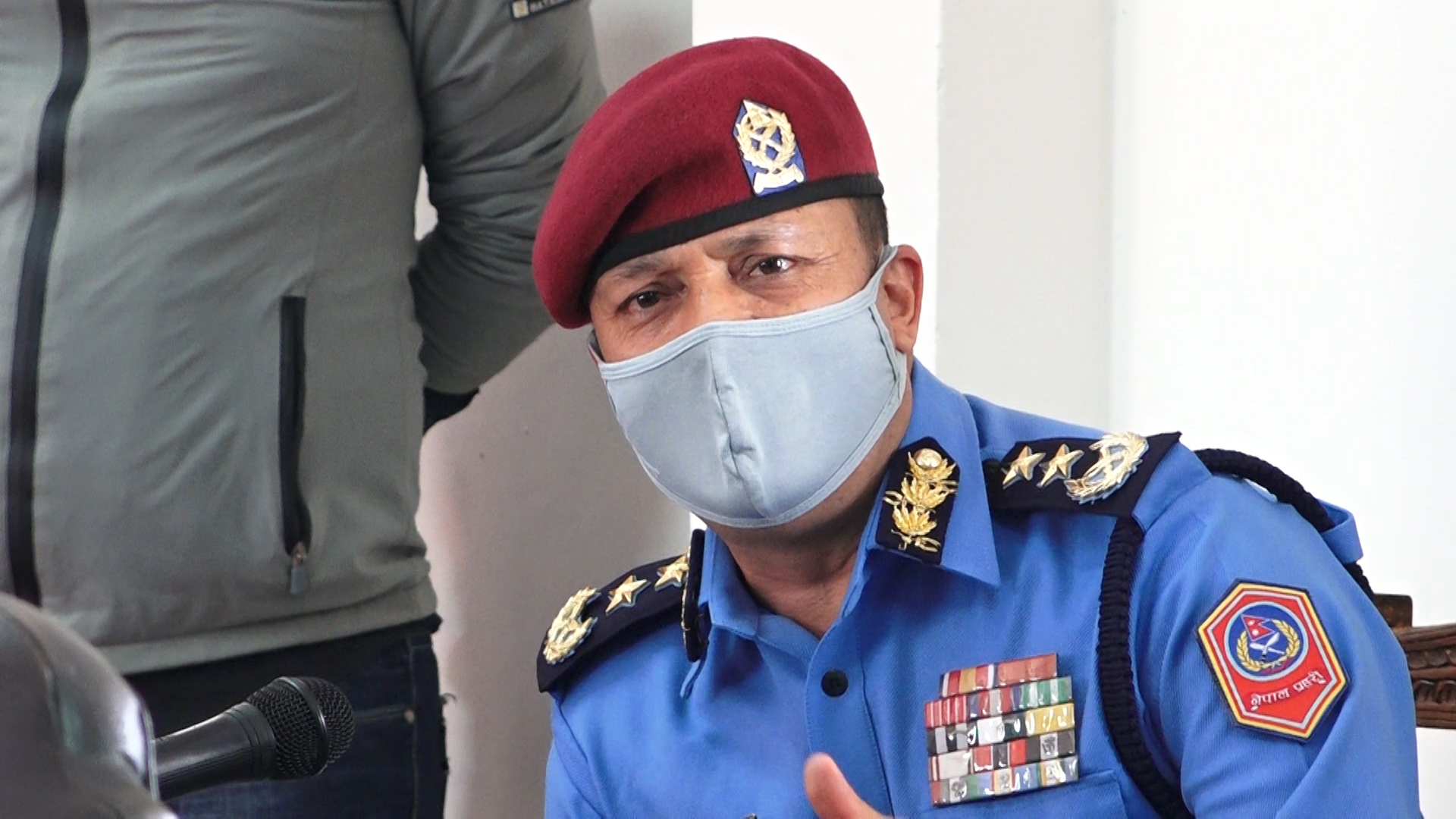 ट्राफिक जरिवाना र लाइसेन्समा कडाई गर्न प्रहरी प्रमुखको सुझाव