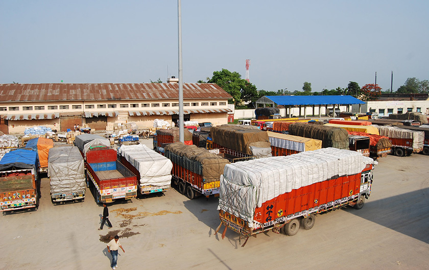 विदेशी वस्तुको आयातमा कमी, निर्यात बढ्यो