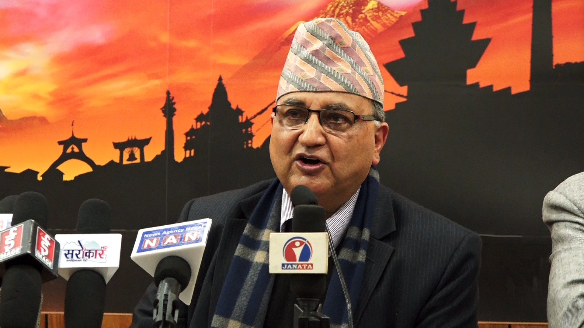 प्रचण्डले आरोप पत्र फिर्ता लिए नेकपा मिल्न सक्छः ईश्वर पोखरेल