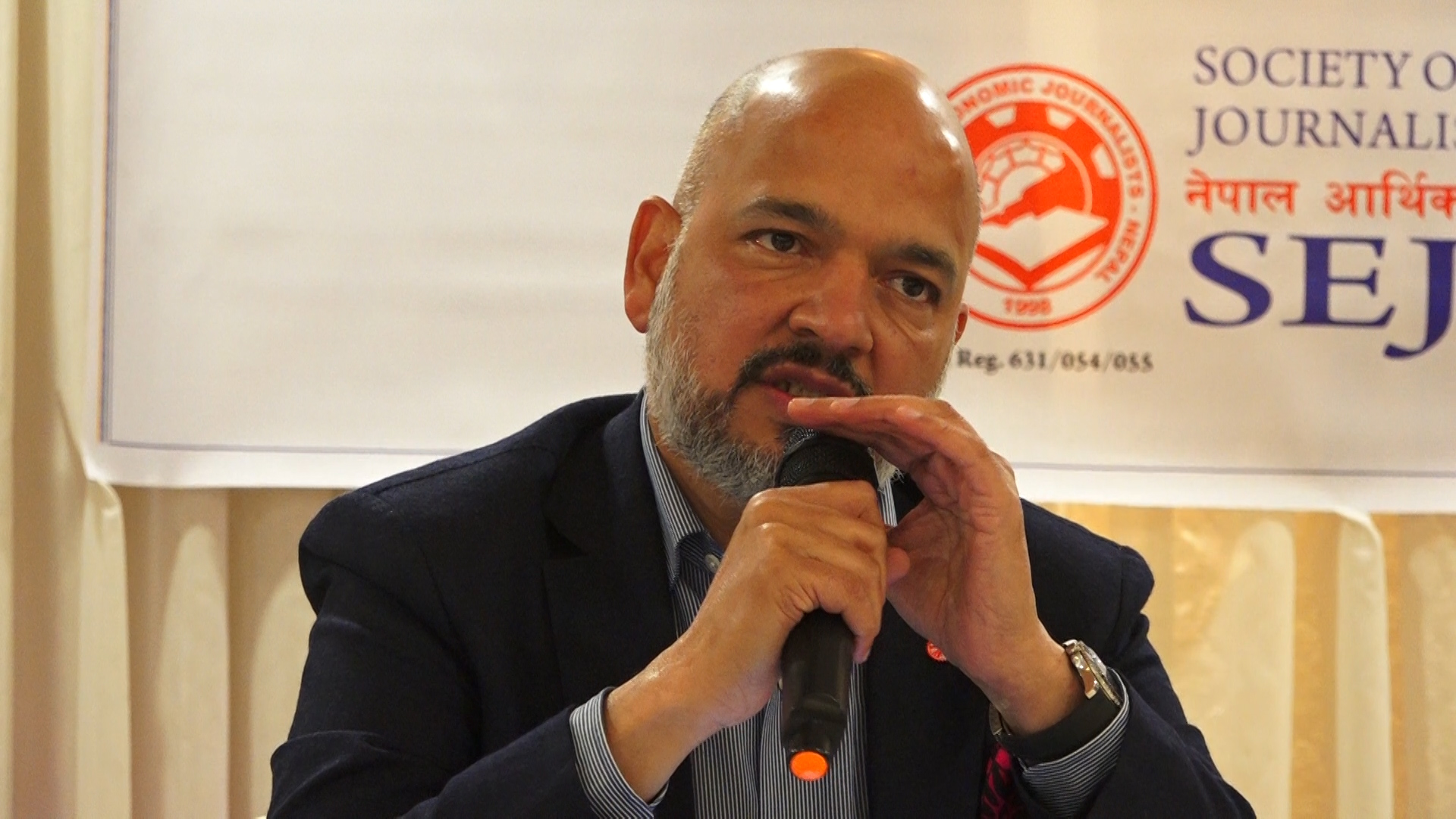 उद्योगीको प्रश्न- नीजि क्षेत्रलाई सधैँ कालाबजारीको नजरमा किन हेरिन्छ ?