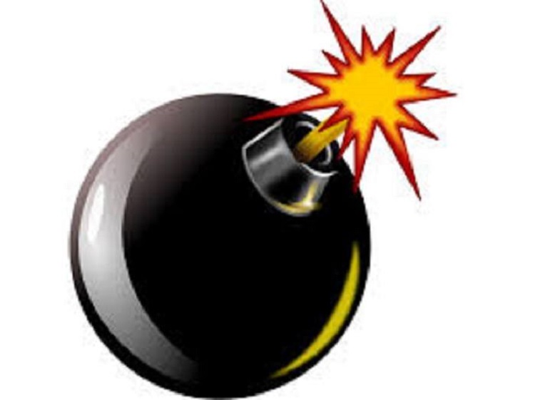 नाली खन्दा बम भेटियो