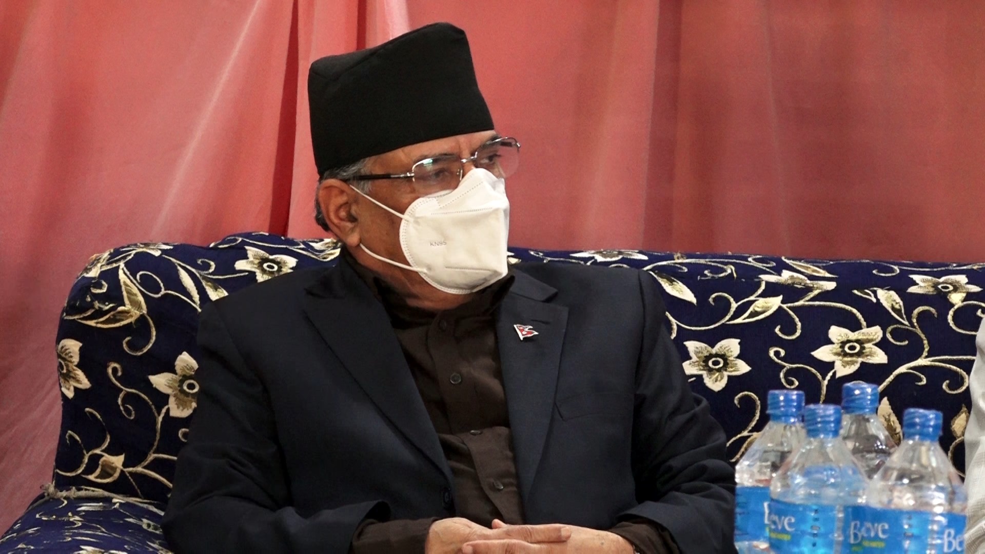 प्रचण्ड भन्छन्, ‘संविधानले काम गर्दैन तर सेटिङले काम गर्छ’