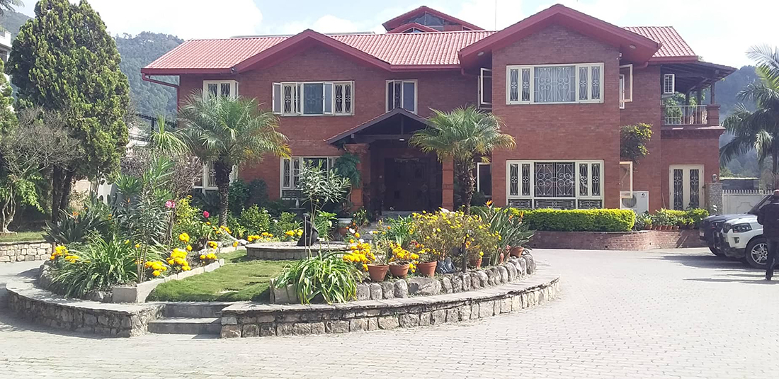 कांग्रेस शीर्ष नेताहरुको बैठक जारी