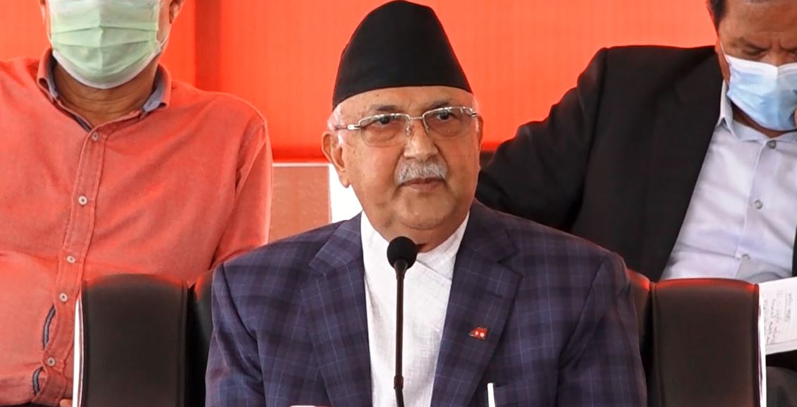 प्रधानमन्त्री देउवाले कोरोना खोपलाई प्राथमिकता दिइरहन पर्दैन : ओली