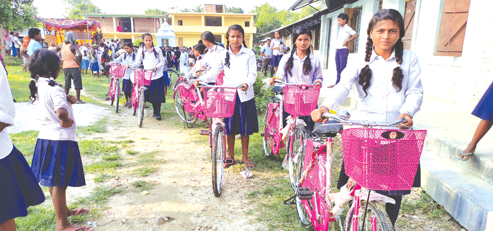 मुख्यमन्त्री बेटी पढाऊ, बेटी बचाऊ अभियान