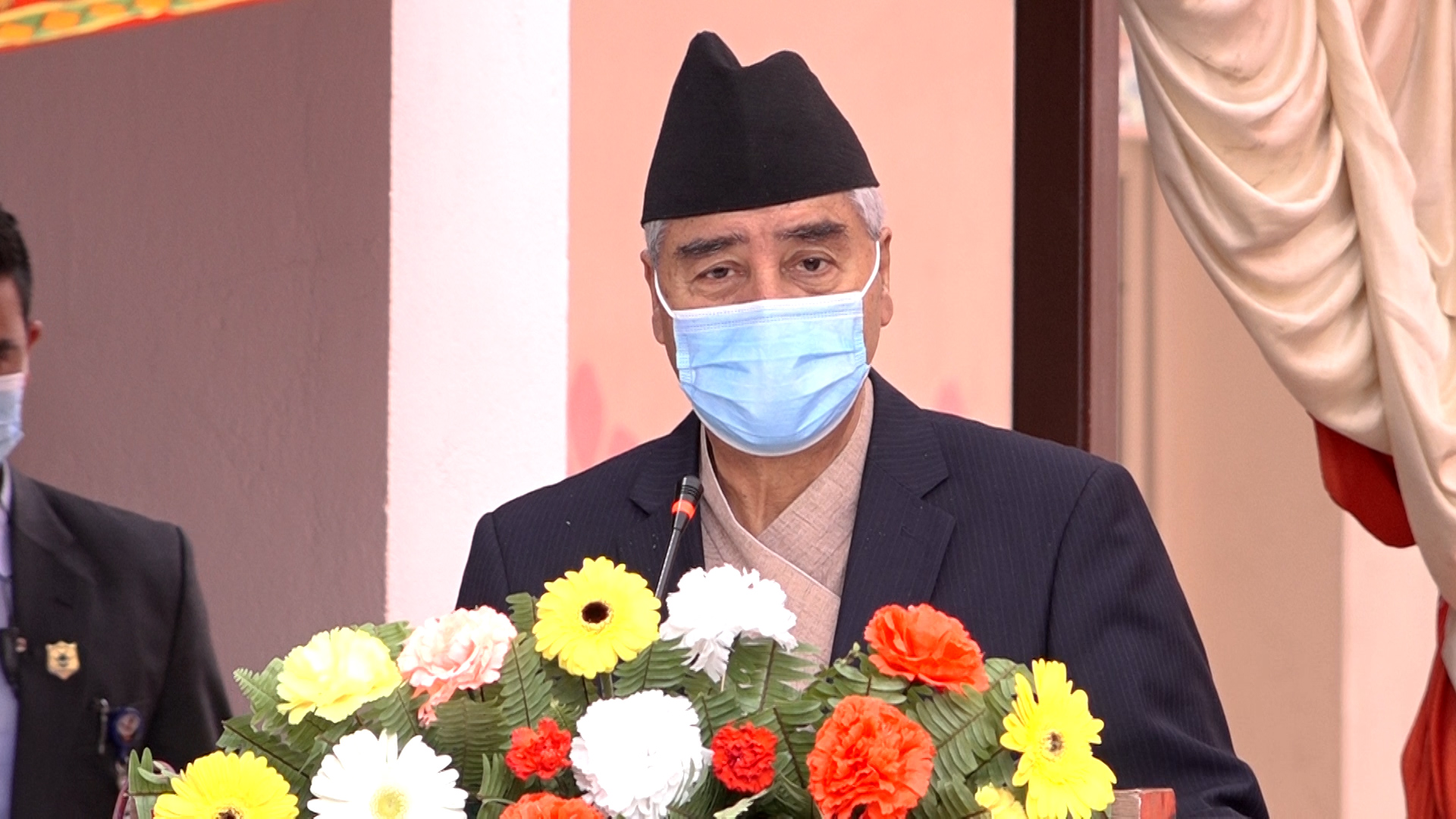 सामुदायिक विद्यालयको गुणस्तर उकास्न सरकार लागिपरेको छ : प्रधानमन्त्री देउवा