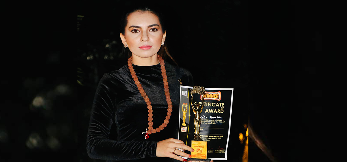 एलिजा गौतमले पाइन् उत्कृष्ट मोडल अवार्ड