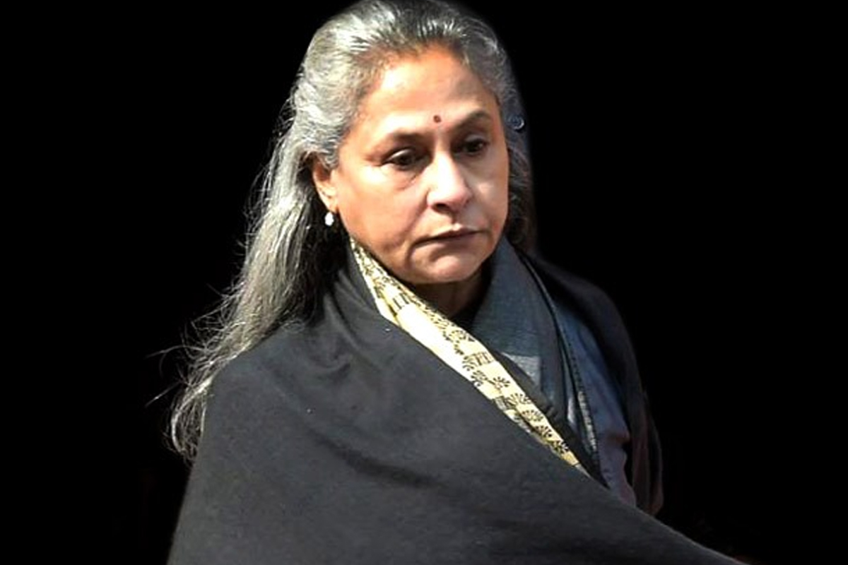 पहिलोपटक नेगेटिभ रोलमा अभिताभ पत्नी जया