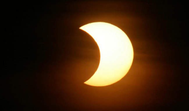 आज ५८० वर्षयताकै सबैभन्दा लामो चन्द्र ग्रहण लाग्दै