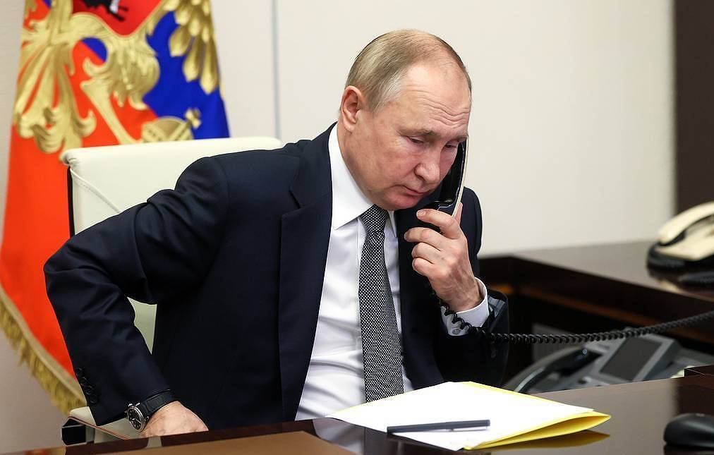 पुटिन र बाइडेनबीच फोनवार्ताः युक्रेनमा आक्रमण गरे ‘निर्णायक’ जवाफ दिने बाइडेनको चेतावनी