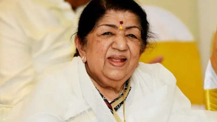 गायिका लता मंगेशकरको निधन