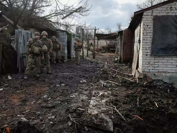 रुस-युक्रेनबीच तनाव बढ्दै गएपछि युक्रेनमा रहेका आफ्ना नागरिकलाई फर्किन भारतको आग्रह