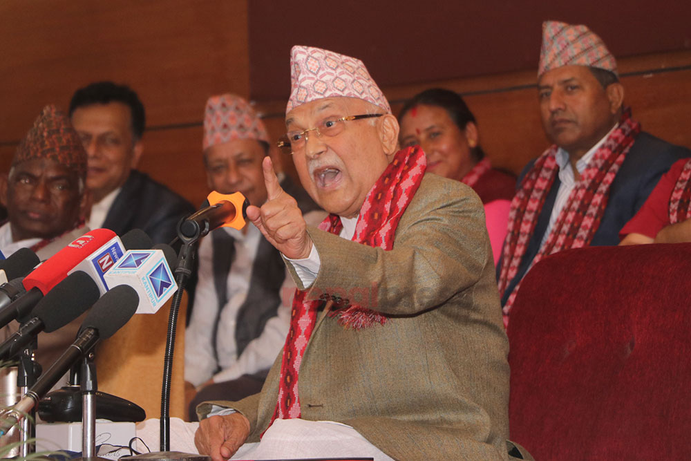 कांग्रेसलाई १३ सिटमा झारिदिने ओलीको चेतावनी