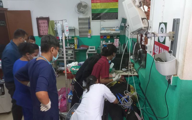 चैनपुरमा मलामी बोकेको ट्र्याक्टर दुर्घटना हुँदा दुई जनाको मृत्यू ,४२ जना घाइते